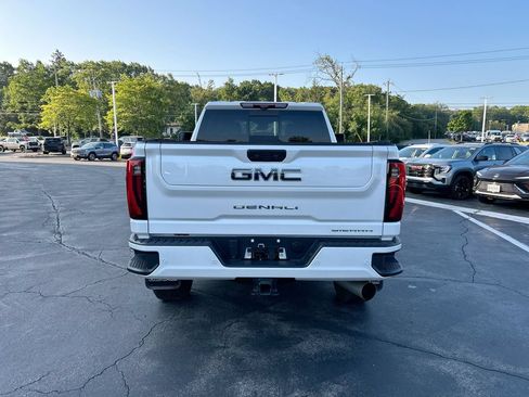 Used 2025 GMC Sierra 3500 Denali Ultimate AWD/4WD image 7
