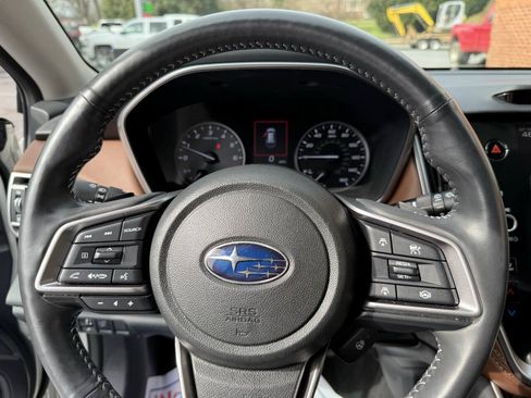 Used 2023 Subaru Outback Touring XT AWD/4WD image 19