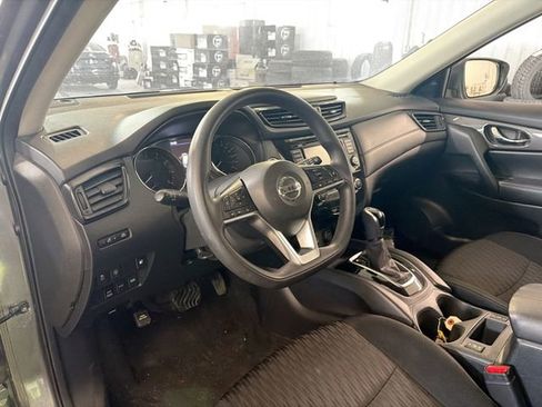 Used 2019 Nissan Rogue SL AWD/4WD image 8