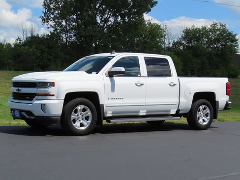 Used 2017 Chevrolet Silverado 1500 LT w/ All Star Edition AWD/4WD image 23