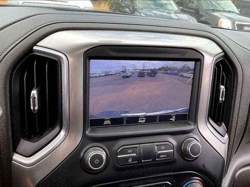 Used 2022 Chevrolet Silverado 1500 LTZ image 11