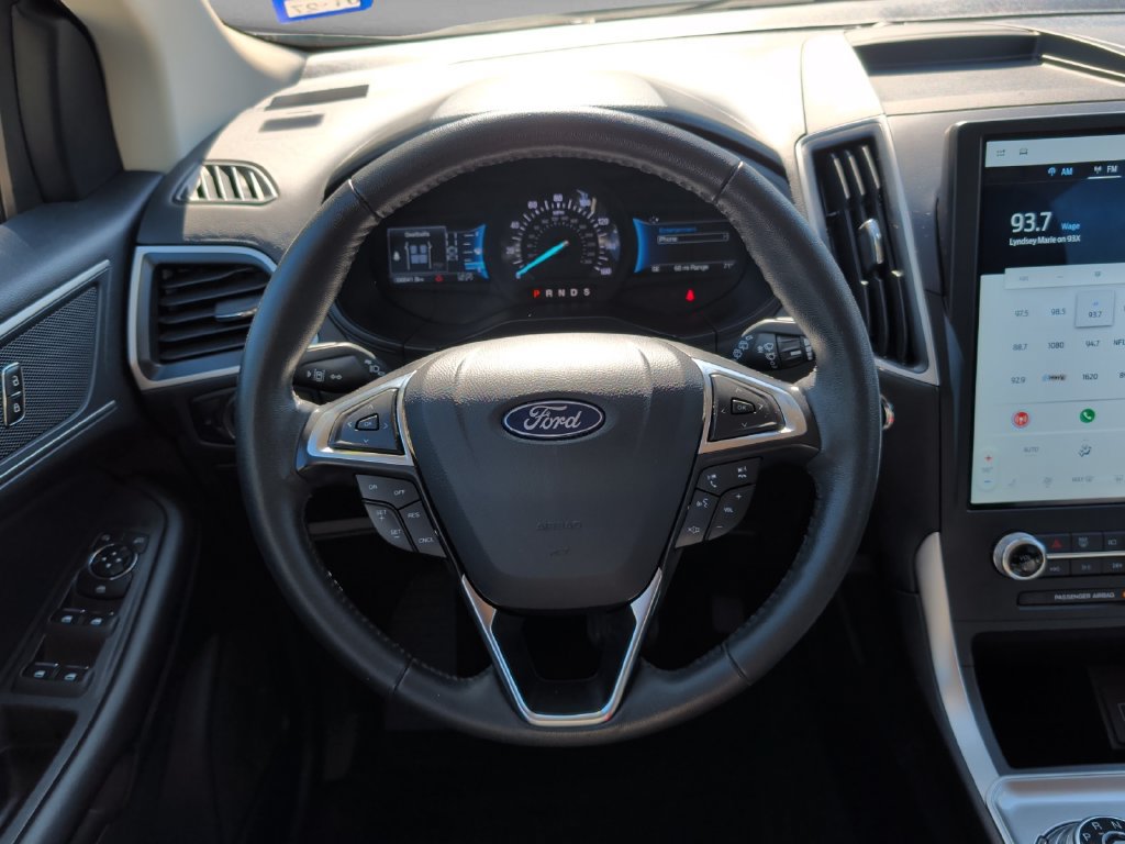 Used 2024 Ford Edge SEL AWD/4WD image 11