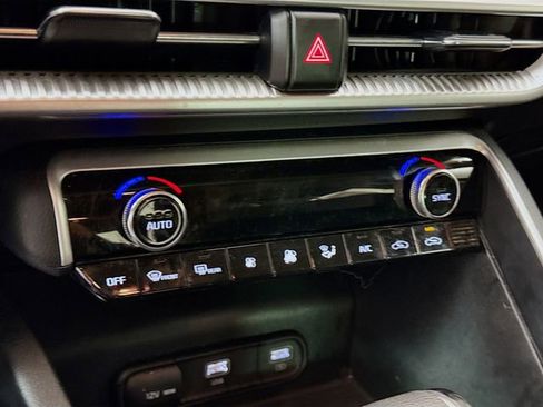 Used 2022 Kia K5 LXS image 15