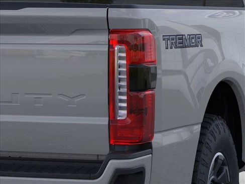 New 2026 Ford F350 Lariat w/ Tremor Off-Road Package AWD/4WD image 21