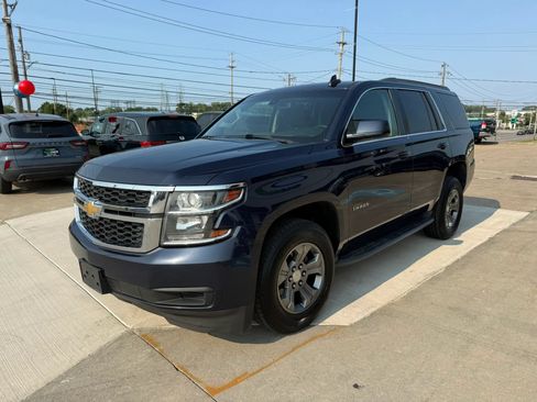 Used 2018 Chevrolet Tahoe LS w/ Skid Plate Package AWD/4WD image 6