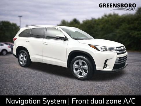 Used 2019 Toyota Highlander Limited FWD image 1