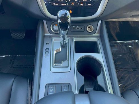 Used 2023 Nissan Murano SV w/ SV Midnight Edition Package AWD/4WD image 14