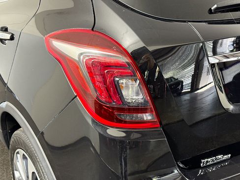 Used 2022 Buick Encore Preferred w/ Safety Package FWD image 27