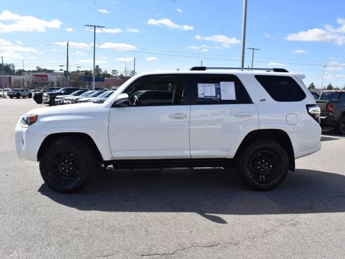 Used 2021 Toyota 4Runner SR5 Premium w/ Moonroof Package image 6