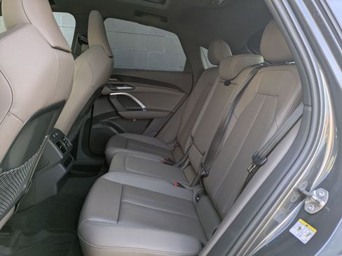 Certified 2025 Audi Q5 Premium Plus w/ Premium Plus image 25