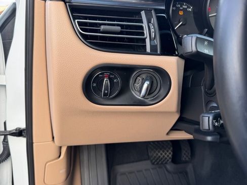 Used 2024 Porsche Macan S image 19