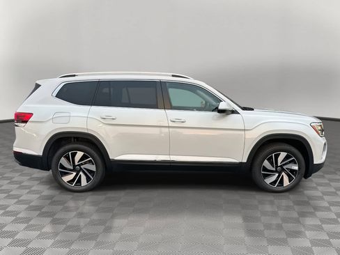 New 2026 Volkswagen Atlas SEL AWD/4WD image 2