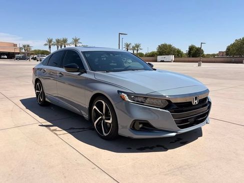 Used 2021 Honda Accord Sport image 4