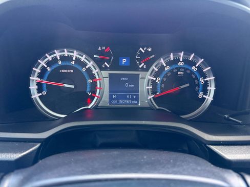 Used 2015 Toyota 4Runner SR5 Premium AWD/4WD image 39