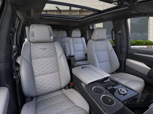 New 2026 Cadillac Escalade V AWD/4WD image 16