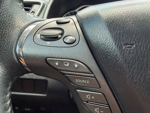 Used 2019 Nissan Murano SV FWD image 13