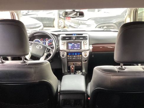 Used 2014 Toyota 4Runner Limited AWD/4WD image 18