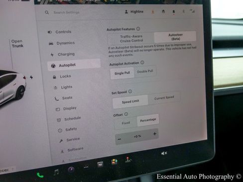 Used 2021 Tesla Model 3 Standard Range Plus image 29