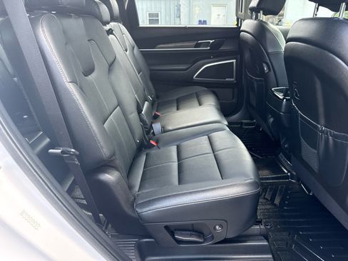 Used 2022 Kia Telluride EX AWD/4WD image 14