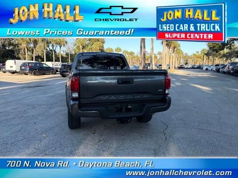 Used 2022 Toyota Tacoma SR5 image 11