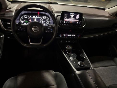 Used 2021 Nissan Rogue SV AWD/4WD image 4