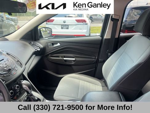 Used 2016 Ford Escape SE FWD image 39