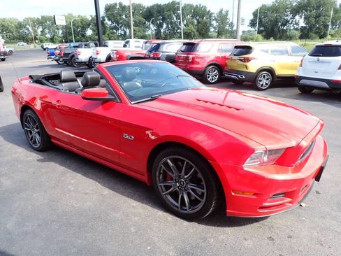 Used 2014 Ford Mustang GT w/ GT Brake Performance Package RWD image 9