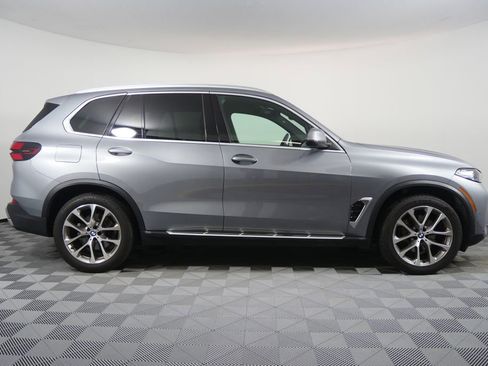Used 2024 BMW X5 xDrive40i image 2