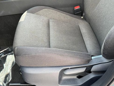 Certified 2025 Toyota Camry Hybrid image 24