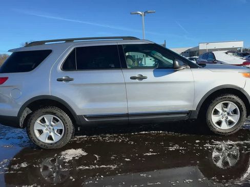 Used 2013 Ford Explorer 4WD w/ Class III Trailer Tow Pkg image 9