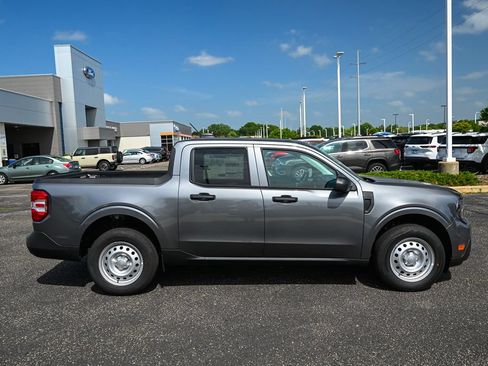 New 2026 Ford Maverick XL w/ Equipment Group 101A AWD/4WD image 3