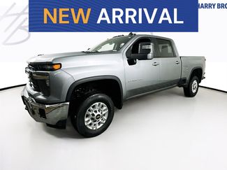 Used 2024 Chevrolet Silverado 2500 LT w/ Convenience Package video 1