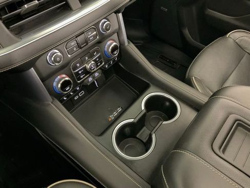 Used 2021 GMC Yukon SLT w/ SLT Luxury Plus Package AWD/4WD image 15