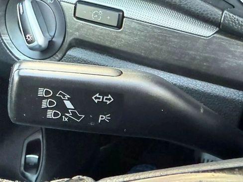 Used 2017 Volkswagen Passat 1.8T SE image 33