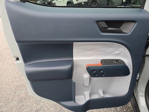 Used 2022 Ford Maverick XLT image 47