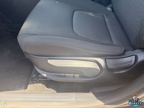 Used 2025 Kia Sportage LX FWD image 21