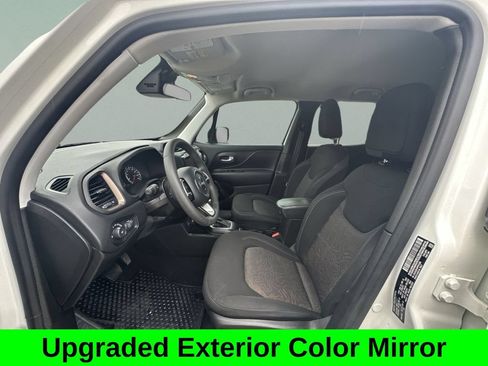 Used 2023 Jeep Renegade Latitude AWD/4WD image 18