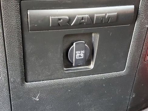 Used 2017 RAM 1500 Rebel w/ Luxury Group image 36