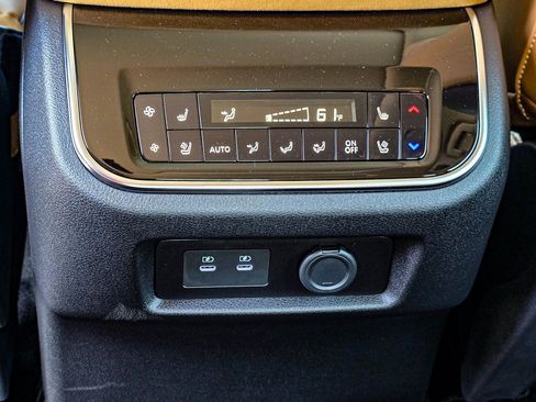 New 2026 INFINITI QX80 Luxe image 31