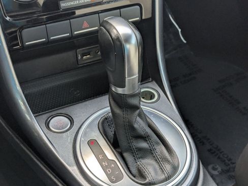 Used 2017 Volkswagen Beetle 1.8T SE image 18