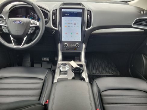 Certified 2023 Ford Edge SEL w/ Convenience Package image 15
