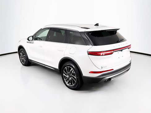 Used 2022 Lincoln Corsair AWD w/ Equipment Group 101A image 9