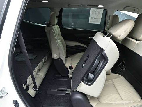 Used 2025 Subaru Ascent Premium AWD/4WD image 53