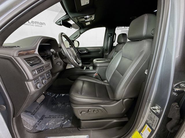 Used 2022 Chevrolet Tahoe Z71 w/ Luxury Package AWD/4WD image 22
