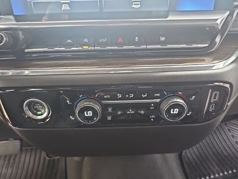 Certified 2024 Chevrolet Silverado 1500 LT AWD/4WD image 28