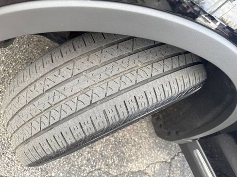 Certified 2023 Lincoln Nautilus Reserve w/ Equipment Group 201A image 40