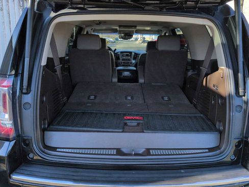 Used 2018 GMC Yukon Denali w/ Open Road Package image 37