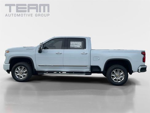 New 2026 Chevrolet Silverado 2500 High Country w/ High Country Premium Package image 4