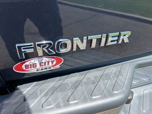Used 2018 Nissan Frontier SV AWD/4WD image 46
