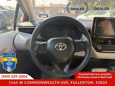 Used 2024 Toyota Corolla LE FWD image 29